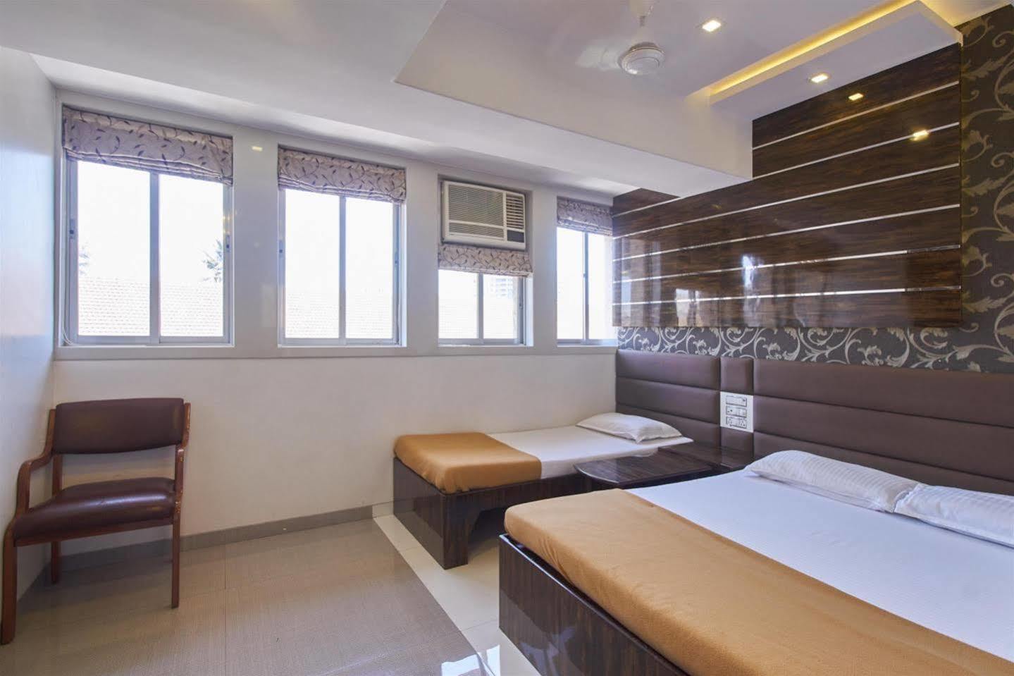 Oyo 28893 Hotel Gulf Mumbai Eksteriør bilde