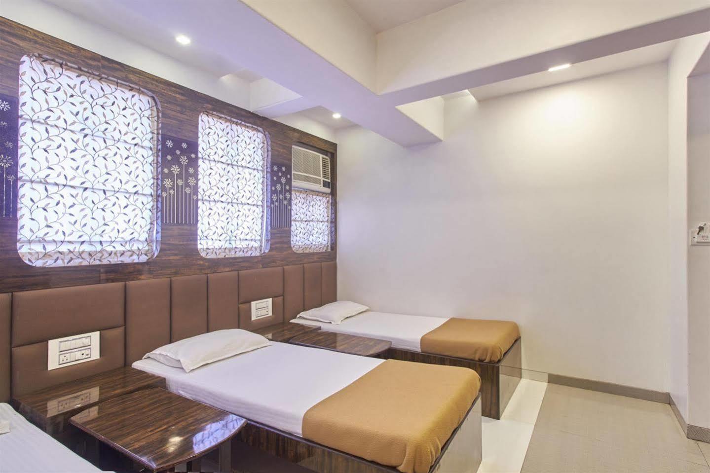 Oyo 28893 Hotel Gulf Mumbai Eksteriør bilde